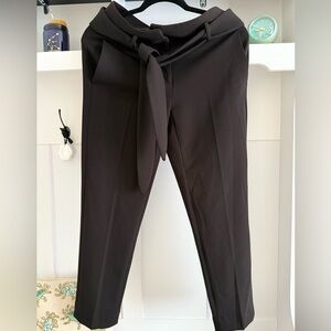 DKNY Snaky Elegant Black Tie-Waist Women's Pants. Size 0 but Runs like a Size 8